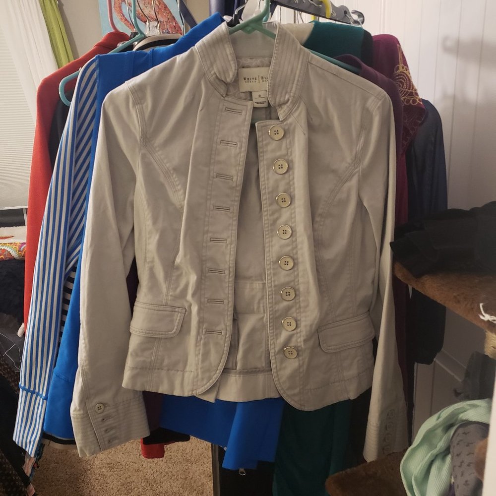 WHBM Sz. 0 Gray Military Style Blazer Great Condition